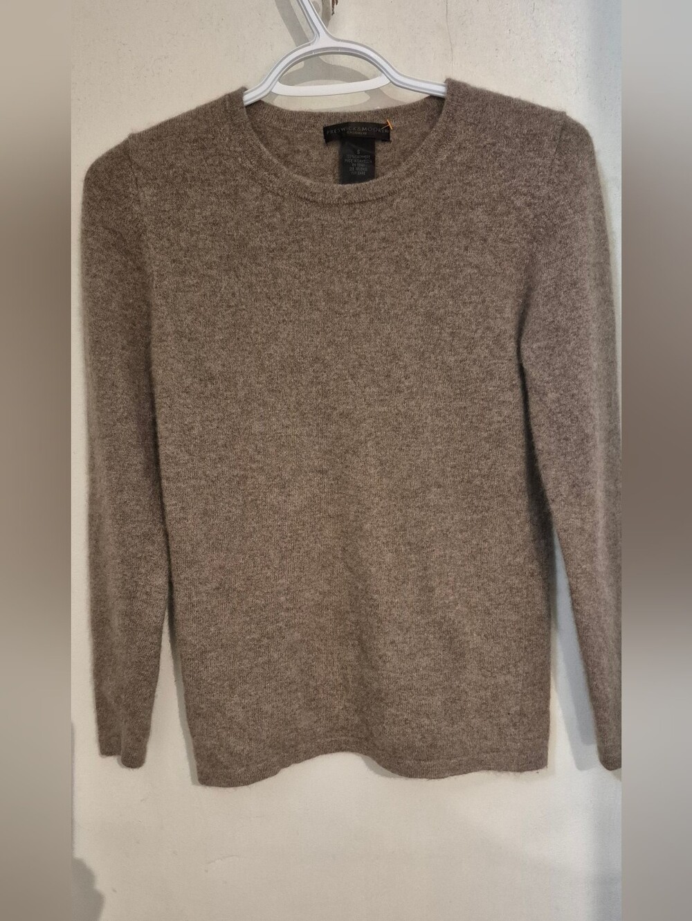 Preswick & Moore Cashmere Taupe Crewneck Sweater Sz.S